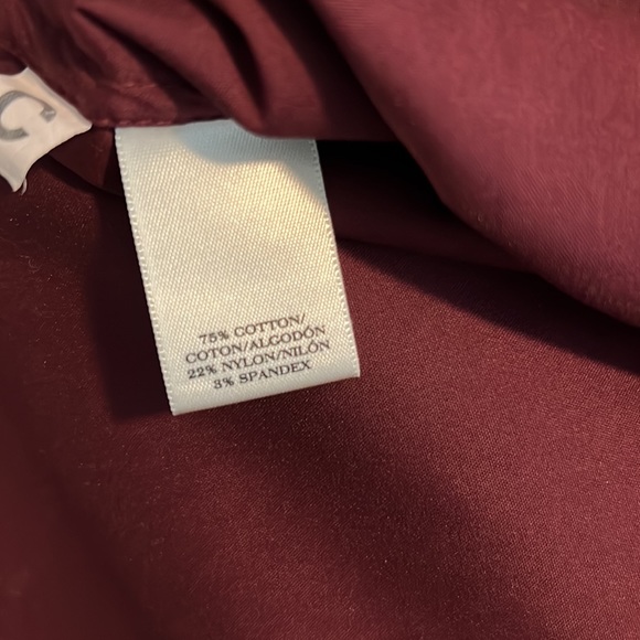 Ann Taylor, 00P, Buttom down long sleeve Maroon casual/work shirt. Work once. - Picture 4 of 4